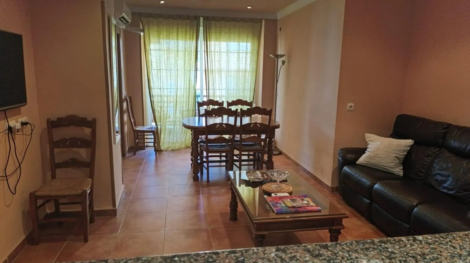 Amplio Apartamento En Almuñécar ספרד